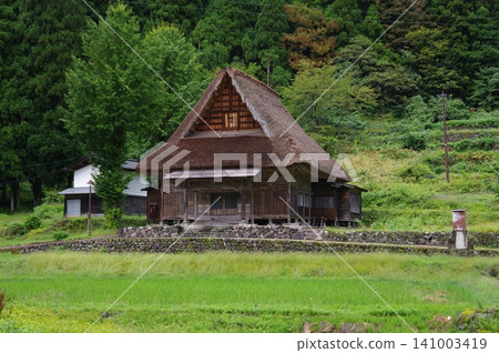 與主要山脊的建築風景 141003419