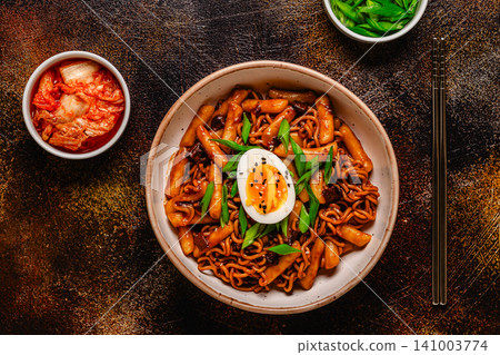 Rapokki - tteokbokki with noodles and chajang sauce Rapokki - tteokbokki with noodles and chajang sauce 141003774