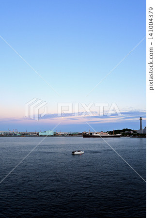 Yokohama Port at dusk Yokohama Port at dusk 141004379