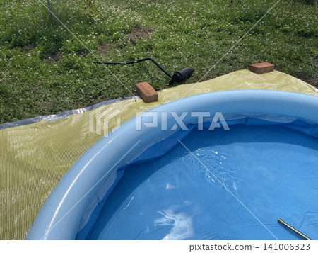 Installing and setting up inflatable pool Installing and setting up inflatable pool 141006323