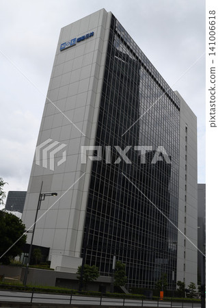 Exterior view of the Mitsui O.S.K. Lines headquarters building (Minato Ward, Tokyo) 141006618