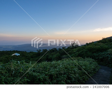 The valley stretching out below and the peaks of Mount Chokai The valley stretching out below and the peaks of Mount Chokai 141007006