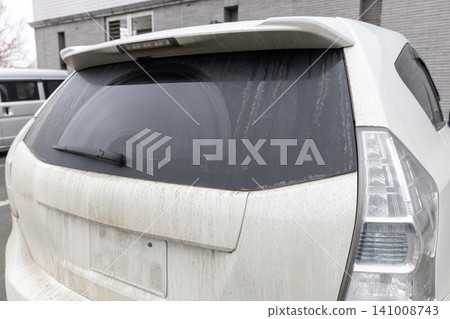 車尾的泥土 車尾的泥土 141008743