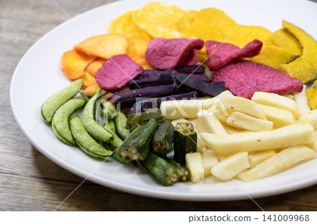 Vegetable Chips Vegetable Chips 141009968
