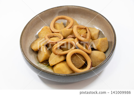 Simmered squid and taro Simmered squid and taro 141009986