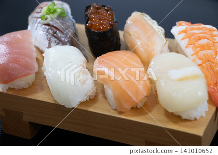 sushi sushi 141010652