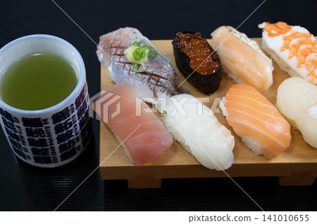sushi sushi 141010655