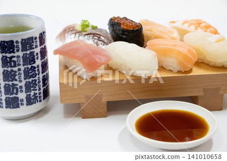 sushi sushi 141010658