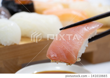 sushi sushi 141010665