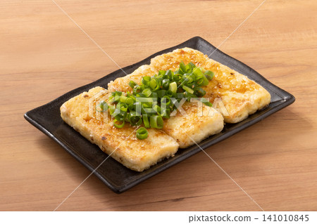 Tofu steak (firm tofu) Tofu steak (firm tofu) 141010845