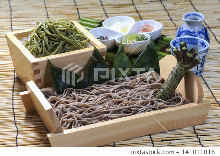 A summer tradition: Cold soba noodles and green tea soba noodles A summer tradition: Cold soba noodles and green tea soba noodles 141011016