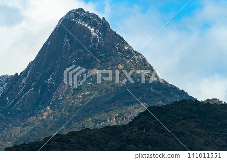 Yakushima's Nanagodake Mountain: It looks just like the Matterhorn (in winter) 141011551