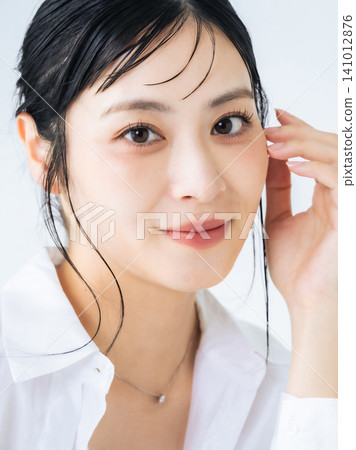女性美麗形象。護膚、化妝品、化妝、除毛、美膚、臉部護理、美白、美容、美容院 女性美麗形象。護膚、化妝品、化妝、除毛、美膚、臉部護理、美白、美容、美容院 141012876