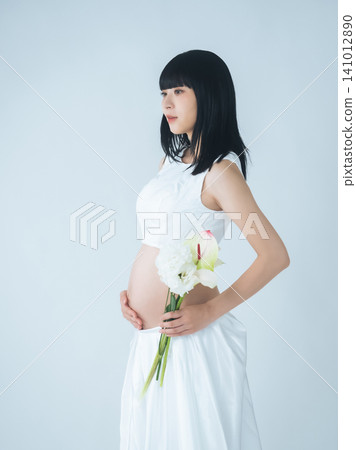孕婦照。孕婦、懷孕、孕婦裝、紀念照、準備懷孕、媽媽、生產、肚子、攝影工作室。 孕婦照。孕婦、懷孕、孕婦裝、紀念照、準備懷孕、媽媽、生產、肚子、攝影工作室。 141012890