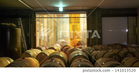 Old wine barrel Old wine barrel 141013520