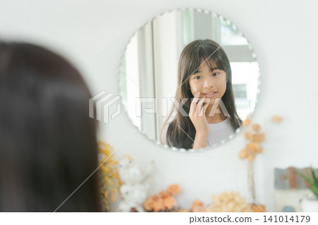 小學生做護膚 小學生做護膚 141014179