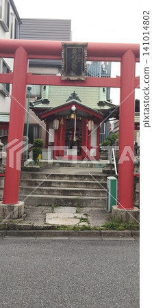 A shrine 141014802