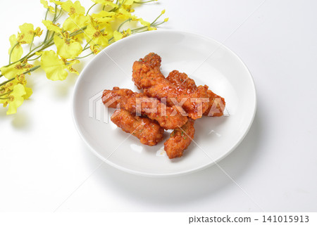 Yangnyeom Chicken Yangnyeom Chicken 141015913