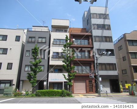 Near Asakusa 6-chome Near Asakusa 6-chome 141016425