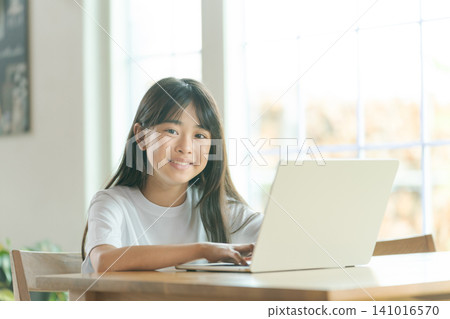 Girls taking online classes Girls taking online classes 141016570