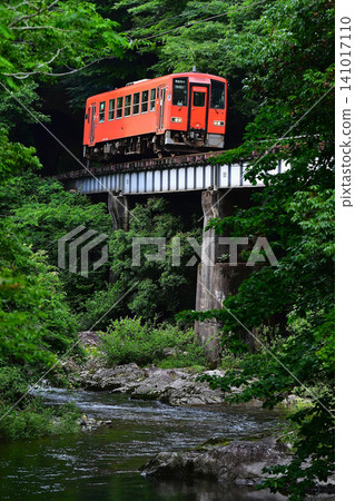 JR Kisuki Line local train JR Kisuki Line local train 141017110