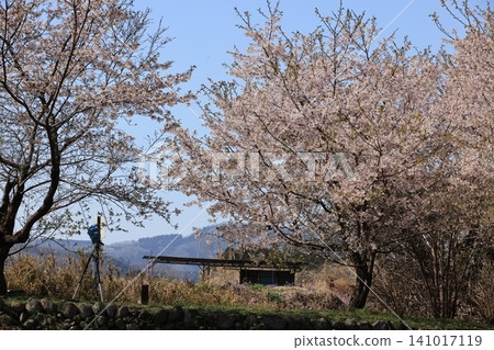 從埼玉縣大里郡寄居町眺望八形城遺址。 從埼玉縣大里郡寄居町眺望八形城遺址。 141017119