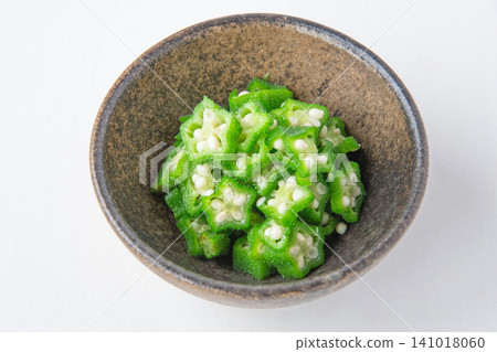 Chopped okra Chopped okra 141018060