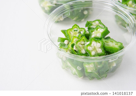 Chopped okra for freezing Chopped okra for freezing 141018137