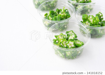 Chopped okra for freezing Chopped okra for freezing 141018152