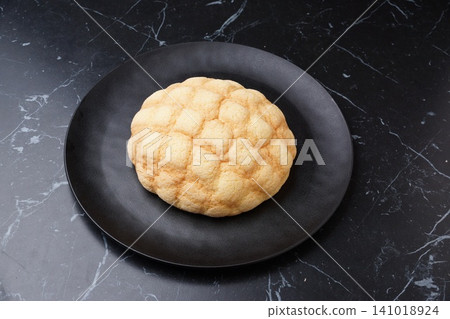 Delicious melonpan Delicious melonpan 141018924