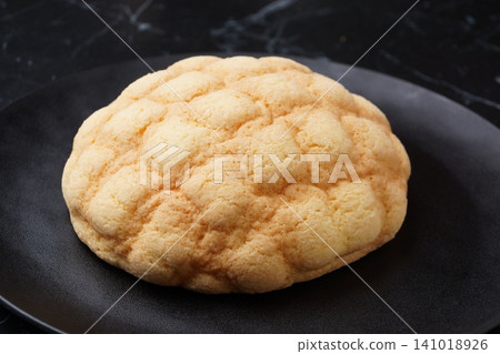 Delicious melonpan Delicious melonpan 141018926
