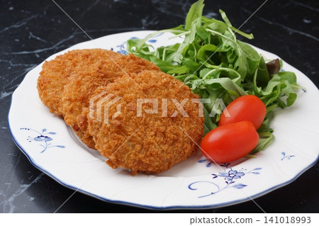 美味的炸肉餅 141018993
