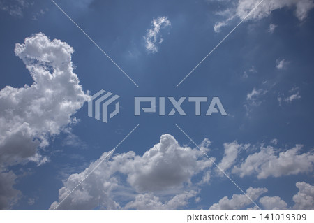 Blue sky with white cloud, sunny weather and open air, soft cloudscape in clear daylight Blue sky with white cloud, sunny weather and open air, soft cloudscape in clear daylight 141019309