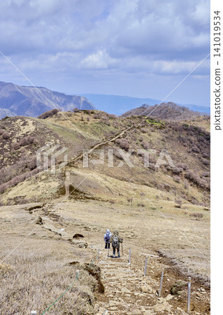 三重縣稻部市龍嶽山登頂健行路線:鈴鹿七山 三重縣稻部市龍嶽山登頂健行路線:鈴鹿七山 141019534