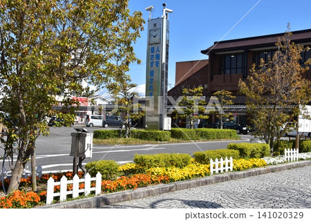 Omihachiman Station North Exit and surrounding streetscape, Shiga Prefecture Omihachiman Station North Exit and surrounding streetscape, Shiga Prefecture 141020329