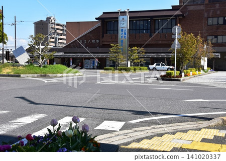滋賀縣近江八幡站北口及週邊街景 141020337