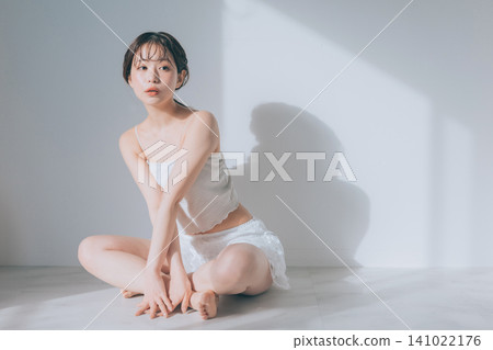 年輕女性的健康保養形象 141022176