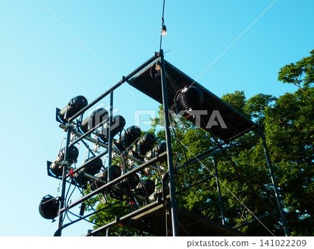 Numerous lights mounted on a steel frame Numerous lights mounted on a steel frame 141022209