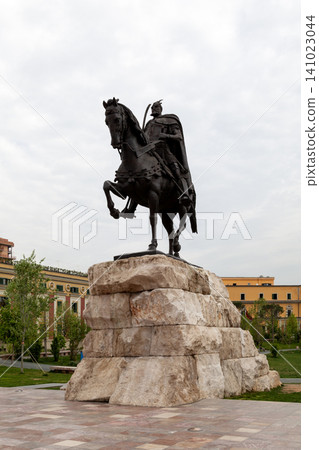 Skanderbeg Monument in Tirana Skanderbeg Monument in Tirana 141023044