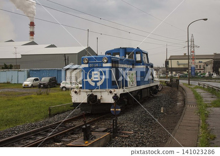 [No person logo] Hachinohe Rinkai Railway, Aomori Prefecture - Locomotive in operation, waiting to depart, etc. 141023286