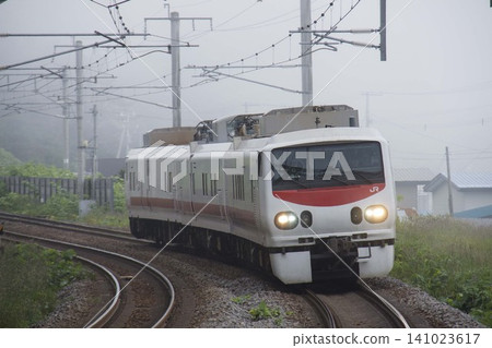 【大號標誌,看不到司機等】JR江之島線對KiYa E193系列「東i-D」列車的檢查 【大號標誌,看不到司機等】JR江之島線對KiYa E193系列「東i-D」列車的檢查 141023617