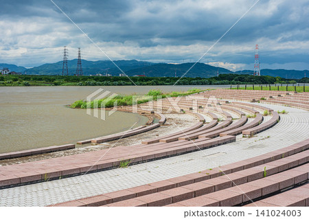 The Yodogawa Aqua Theater in Hirakata City, Osaka Prefecture, was flooded due to rising water levels caused by heavy rain. The Yodogawa Aqua Theater in Hirakata City, Osaka Prefecture, was flooded due to rising water levels caused by heavy rain. 141024003