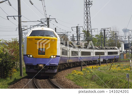 Limited express trains (now operated by a third-sector company) on the JR Esashi Line and Tsugaru Kaikyo Line: 485 series, 789 series Limited express trains (now operated by a third-sector company) on the JR Esashi Line and Tsugaru Kaikyo Line: 485 series, 789 series 141024201