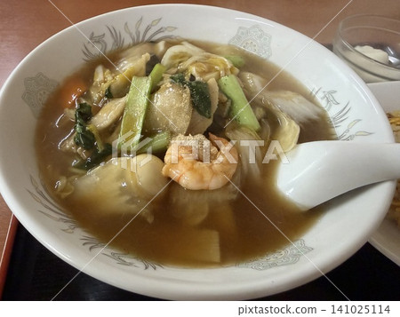 Gomoku Tanmen (mixed vegetable noodle soup) Gomoku Tanmen (mixed vegetable noodle soup) 141025114