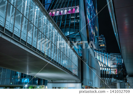 Commercial facilities and connecting passages directly connected to Shibuya Station Commercial facilities and connecting passages directly connected to Shibuya Station 141032709