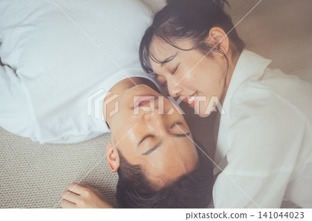 Couple's Pair Beauty Beauty Image Overhead Portrait Couple's Pair Beauty Beauty Image Overhead Portrait 141044023