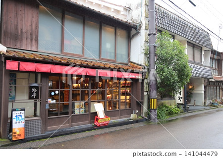 ◇Yunotsu Onsen Town Walking Tour [Important Preservation District for Groups of Traditional Buildings] / Oda City, Shimane Prefecture 141044479