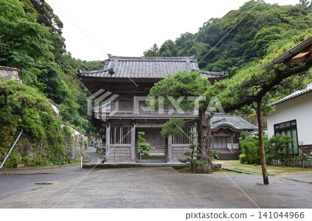 ◇湯之津溫泉町健行及慶光寺【傳統建築群重要保護區】/ 島根縣小田市 ◇湯之津溫泉町健行及慶光寺【傳統建築群重要保護區】/ 島根縣小田市 141044966