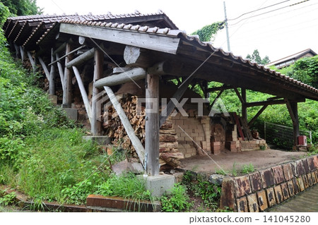 ◇Yunotsu "Pottery Village (Pottery Museum)" / Oda City, Shimane Prefecture ◇Yunotsu "Pottery Village (Pottery Museum)" / Oda City, Shimane Prefecture 141045280