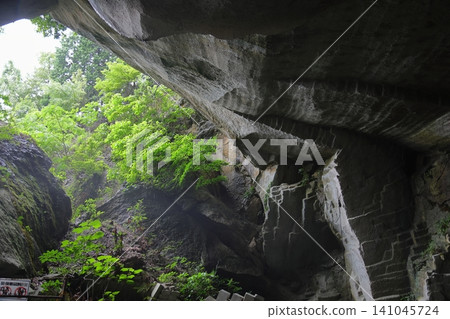 ◇Yunotsu "Fukumitsu Stone Quarry" / Yunotsu-cho, Oda City, Shimane Prefecture 141045724